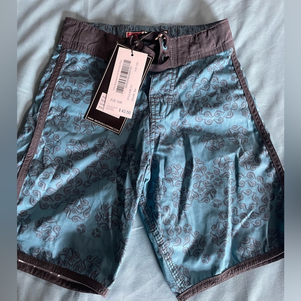 Kids board shorts